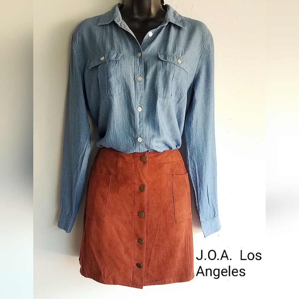 J.O.A. Los Angeles Button-down Faux Suede Mini Skirt